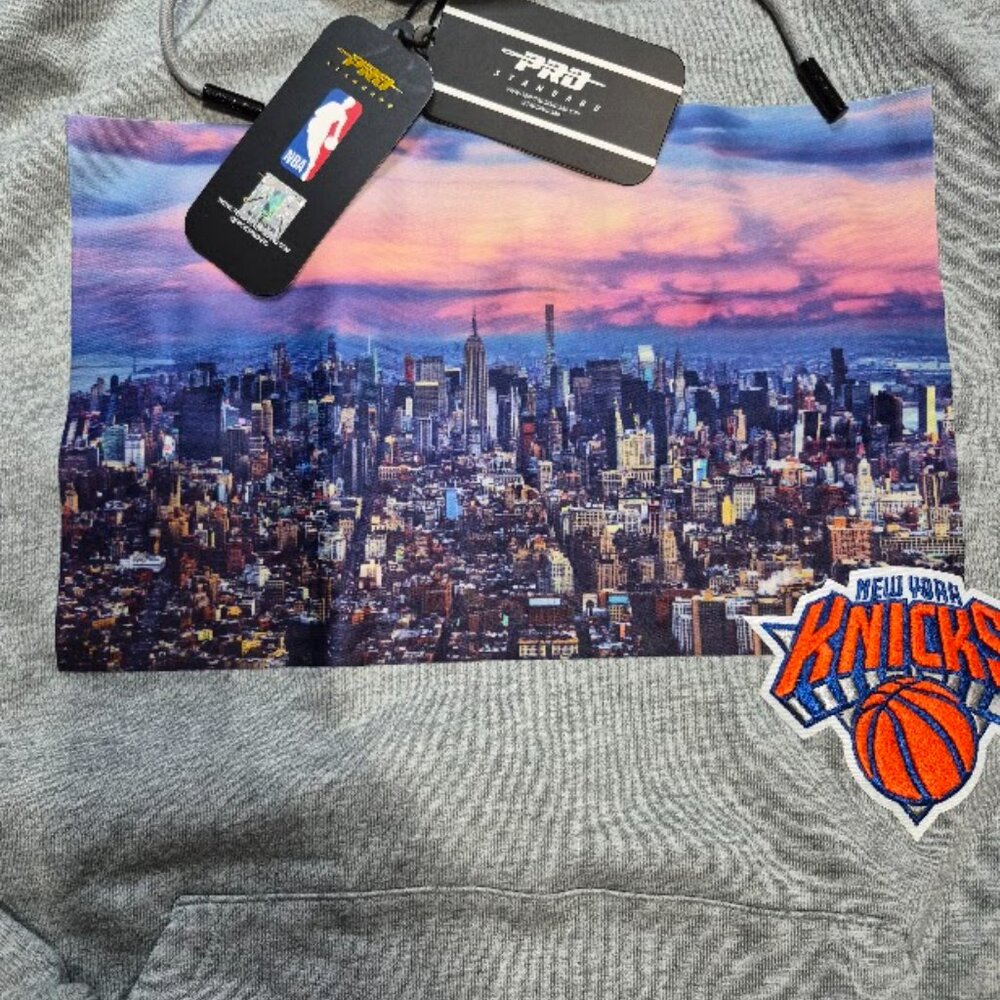 New York Knicks Pro Standard Hoodie Grey Men's M Kangaroo Pocket Embroid LogoNEW - Picture 6 of 10